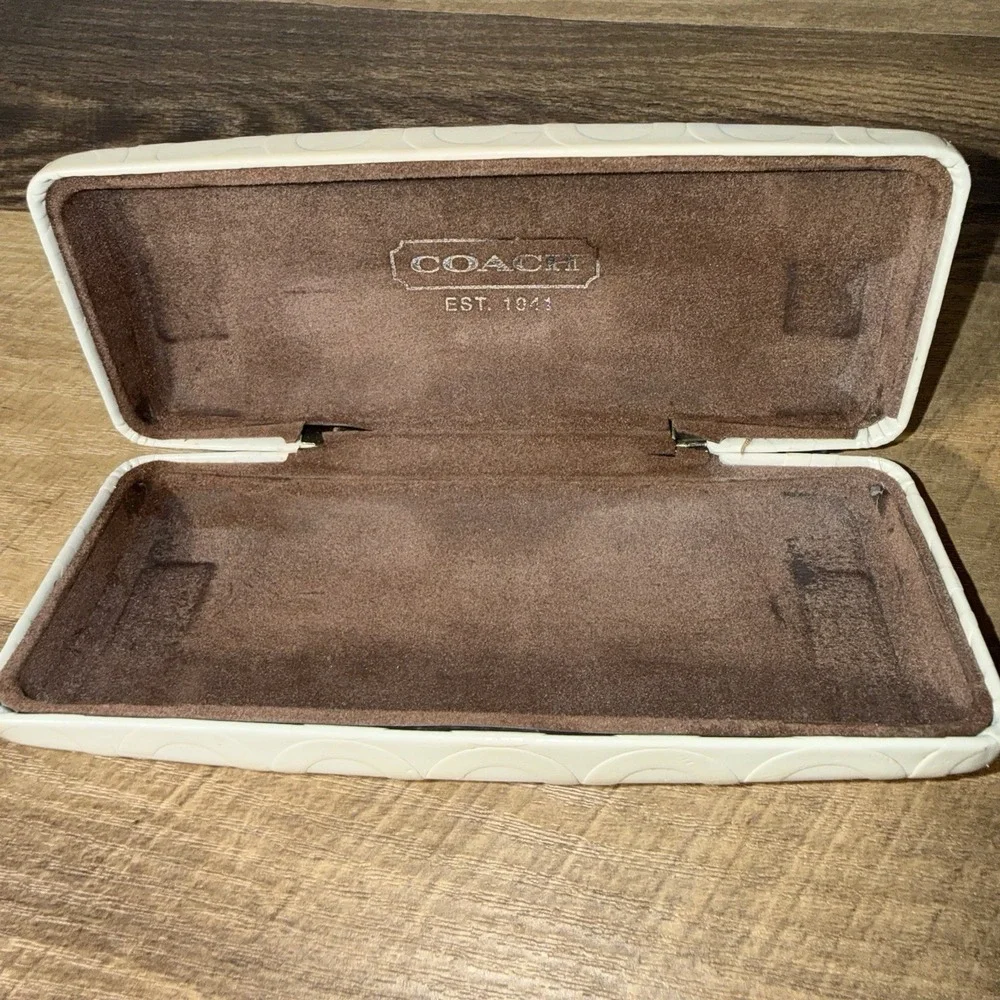 Coach Eye Glass‎ Case ONLY Hard Hinged White Clam Shell With Logo, Imperfections